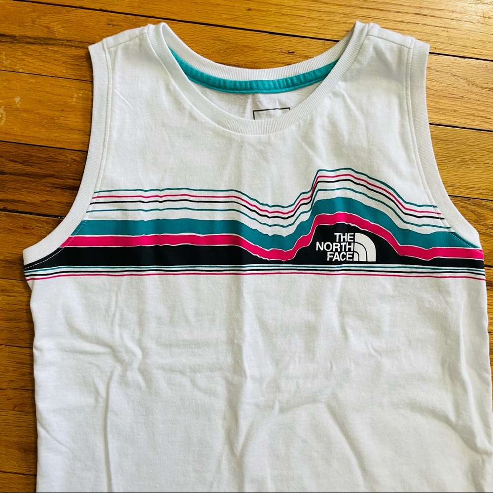 🎉5X HP🎉XL Girls (14/16) The North Face logo top - Never Worn! - Picture 9 of 11